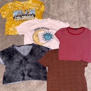 5 graphic and basic t-shirts (SOLD TOGETHER)